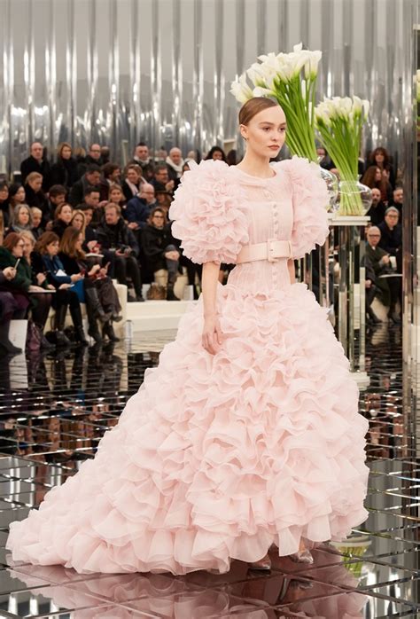 chanel couturier|Chanel fashion show haute couture.